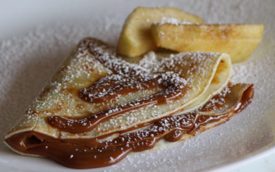 Dulce de leche crepes